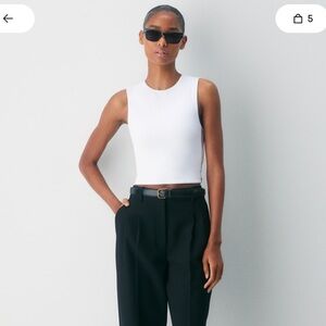 6/$32🛍️ Aritzia | Babaton White Contour Crop Tank Top, XXS